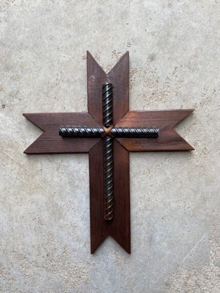 V-Cut Redwood & Metal Rebar Cross
